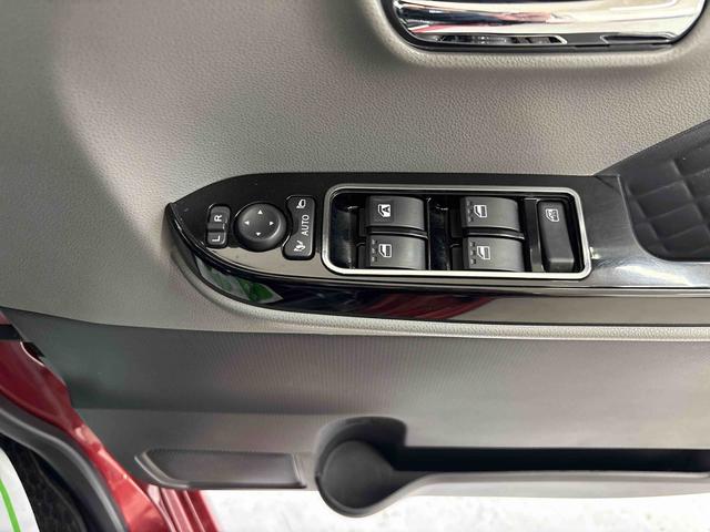 タントカスタムX4WD オーディオレス LEDヘッドライト/フォグランプ オートエアコン/ライト/ハイビーム/電動ドアミラー 両側電動スライドドア 運転席・助手席シートヒーター コーナーセンサー バックカメラ(秋田県)の中古車