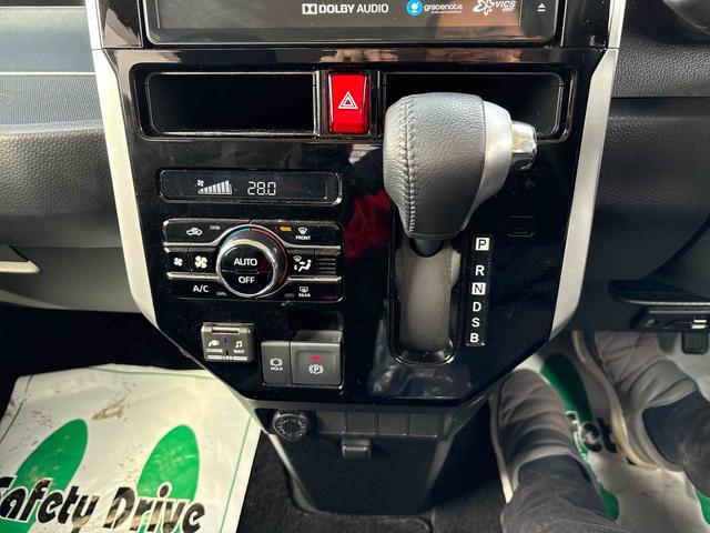 トールカスタムＧ４ＷＤ　純正ナビ　ドライブレコーダー　リモコンエンジンスターター　ＬＥＤヘッドランプ／フォグランプ　オートエアコン／ライト／ハイビーム／電動格納ドアミラー　両側電動スライドドア　電動パーキングブレーキ（秋田県）の中古車