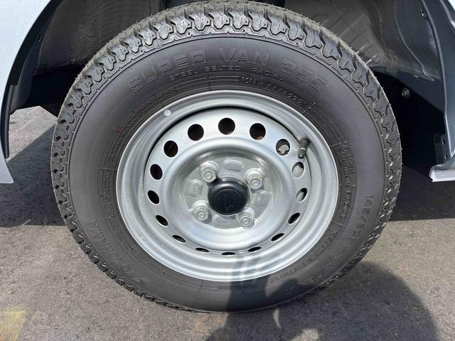 ハイゼットトラックスタンダード　農用スペシャルパートタイム４ＷＤ　純正ＣＤ　オートライト／ハイビーム　ハロゲンヘッドライト／フォグランプ　マニュアルエアコン　デフロック　コーナーセンサー　荷台作業灯　リヤ４枚リーフスプリング　ストロング防錆（秋田県）の中古車