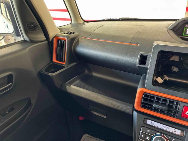 タントファンクロス４ＷＤ　スマアシ（衝突安全防止機能）　バックカメラ　両側パワースライドドア　キーフリー　オートエアコン／ライト／電動格納式ドアミラー　ＬＥＤヘッド／フォグランプ　チルトステアリング　シートリフター（秋田県）の中古車