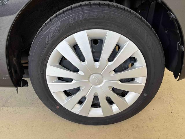 ムーヴＬ　ＳＡIII４ＷＤ　純正ＣＤ　ハロゲンヘッドライト　キーレスエントリー　マニュアルエアコン　運転席シートヒーター　電動ドアミラー　ＶＳＣ（横滑り防止機能）　スマートアシスト（予防安全装置）（秋田県）の中古車