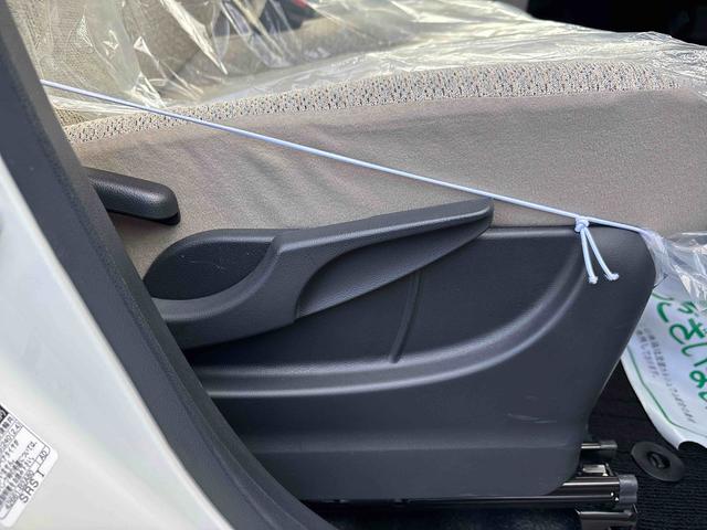 ムーヴキャンバスＸ　ＳＡIII４ＷＤ　社外ナビ　オートエアコン／ライト／ハイビーム／電動ドアミラー　ハロゲンヘッドライト　両側電動スライドドア　リモコンエンジンスターターチルトステアリング　運転席シートリフター（秋田県）の中古車