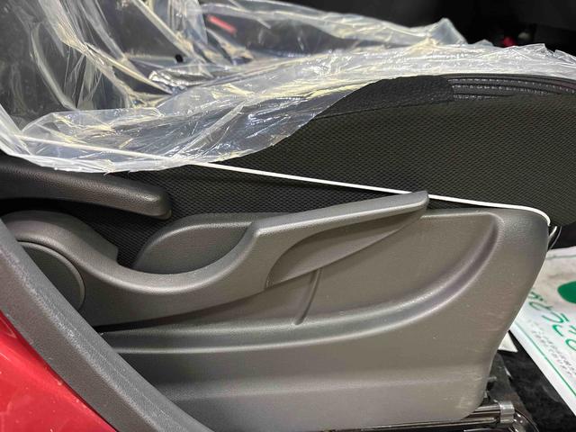 ムーヴカスタム　Ｘ　ＳＡII４ＷＤ　純正ＣＤ　ステアリングスイッチ　ＬＥＤヘッドライト／フォグランプ　オートエアコン／ライト／電動ドアミラー　キーフリーシステム　チルトステアリング　運転席シートリフター（秋田県）の中古車