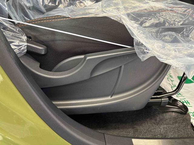 タフトＧターボ４ＷＤ　オーディオレス　ＬＥＤヘッドランプ／フォグランプ　オートエアコン／ライト／ハイビーム／電動ドアミラー　電動パーキングブレーキ　コーナーセンサー　クルーズコントロール　運転席助手席シートヒーター（秋田県）の中古車