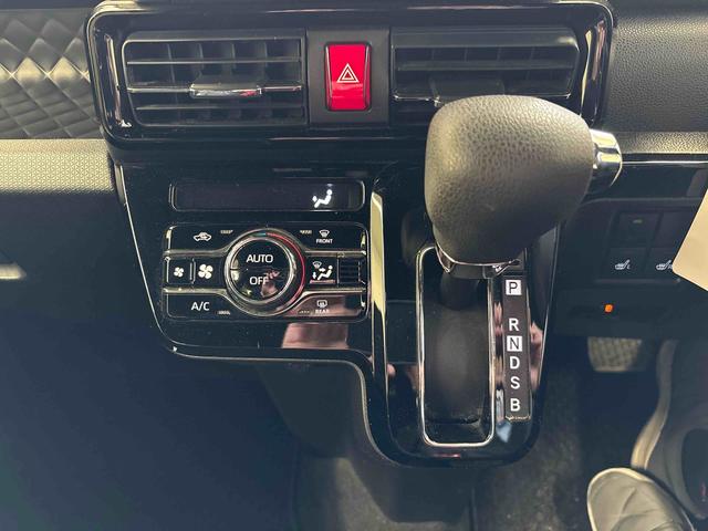 タントカスタムＸ４ＷＤ　純正ナビ　ドライブレコーダー　ＬＥＤヘッドライト／フォグランプ　オートエアコン／ライト／ハイビーム／電動ドアミラー　ＥＴＣ　コーナーセンサー　両側電動スライドドア　運転席・助手席シートヒーター（秋田県）の中古車