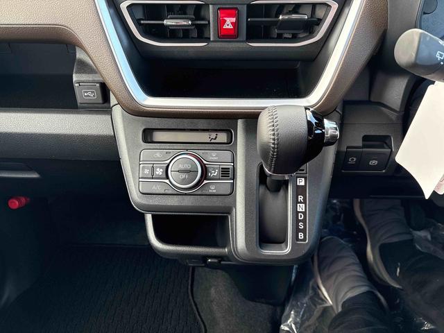 ムーヴＲＳ４ＷＤ　純正ナビ　バックカメラ　ＬＥＤヘッドライト／フォグランプ　オートエアコン／ライト／ハイビーム／電動ドアミラー　コーナーセンサー　両側電動スライドドア　コーナーセンサー　チルトステアリング（秋田県）の中古車