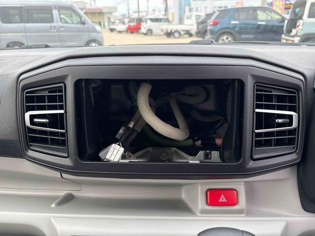 ミライースＸ　ＳＡIII４ＷＤ　オーディオレス　ＬＥＤヘッドライト　マニュアルエアコン　キーレスエントリー　コーナーセンサー　オートライト／ハイビーム　電動ドアミラー　ＶＳＣ（横滑り防止機能）（秋田県）の中古車