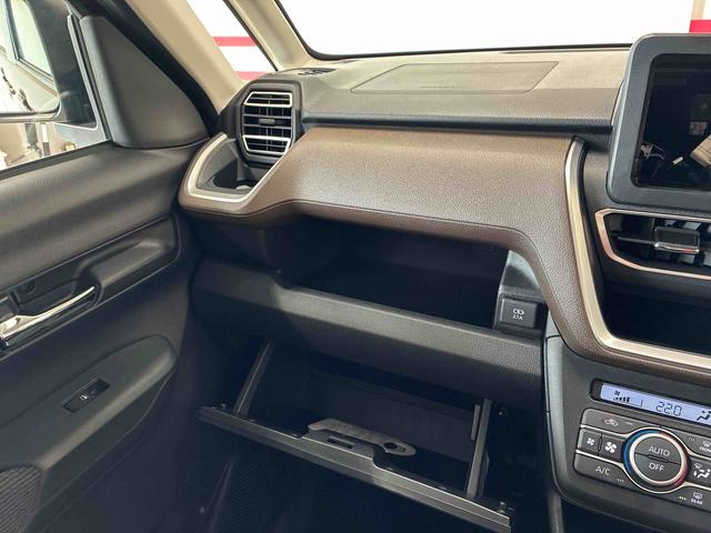 ムーヴＧ４ＷＤ　スマアシ（衝突安全防止機能）　片側パワースライドドア　オートエアコン／ライト／電動格納式ドアミラー　ＬＥＤヘッド／フォグランプ　バックカメラ　キーフリー　チルトステアリング　シートリフター（秋田県）の中古車