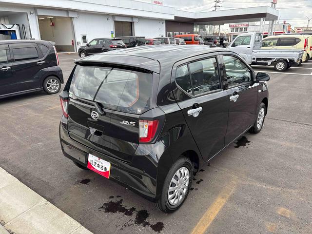 ミライースＬ　ＳＡIII４ＷＤ　オーディオレス　オートライト／ハイビーム　ハロゲンヘッドライト　キーレスエントリー　コーナーセンサー　マニュアルエアコン　ＶＳＣ（横滑り防止機能）　スマートアシスト（予防安全装置）（秋田県）の中古車