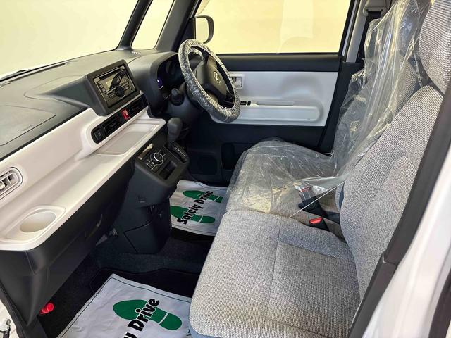 ムーヴキャンバスストライプスＸ４ＷＤ　純正ＣＤ　キーフリーシステム　オートエアコン／ライト／ハイビーム／電動ドアミラー　両側電動スライドドア　ＥＴＣ　コーナーセンサー　ハロゲンヘッドライト　チルトステアリング　運転席シートリフター（秋田県）の中古車