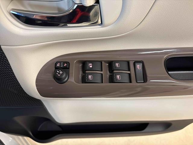 ムーヴキャンバスＧメイクアップＶＳ　ＳＡIII４ＷＤ　純正ナビ　ドライブレコーダー　パノラマモニター　両側電動スライドドア　ＬＥＤヘッドライト／フォグランプ　オートエアコン／ライト／ハイビーム／電動ドアミラー　運転席シートリフター（秋田県）の中古車