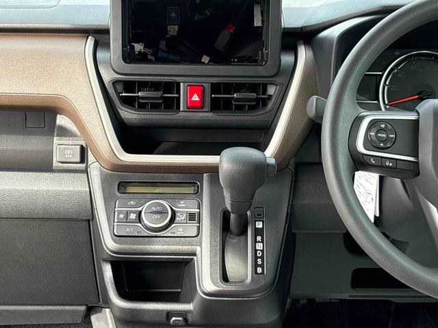 ムーヴX4WD オーディオレス LEDヘッドライト バックカメラ オートエアコン/ライト/ハイビーム/電動格納ドアミラー チルトステアリング 助手席電動スライドドア コーナーセンサー 運転席シートリフター(秋田県)の中古車