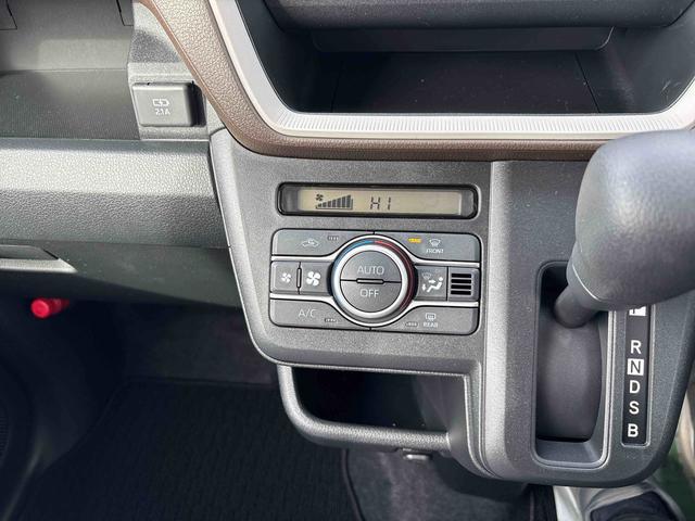 ムーヴX4WD オーディオレス LEDヘッドライト バックカメラ オートエアコン/ライト/ハイビーム/電動格納ドアミラー チルトステアリング 助手席電動スライドドア コーナーセンサー 運転席シートリフター(秋田県)の中古車