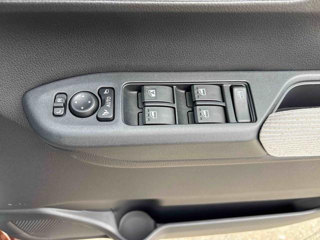 ムーヴX4WD オーディオレス LEDヘッドライト バックカメラ オートエアコン/ライト/ハイビーム/電動格納ドアミラー チルトステアリング 助手席電動スライドドア コーナーセンサー 運転席シートリフター(秋田県)の中古車