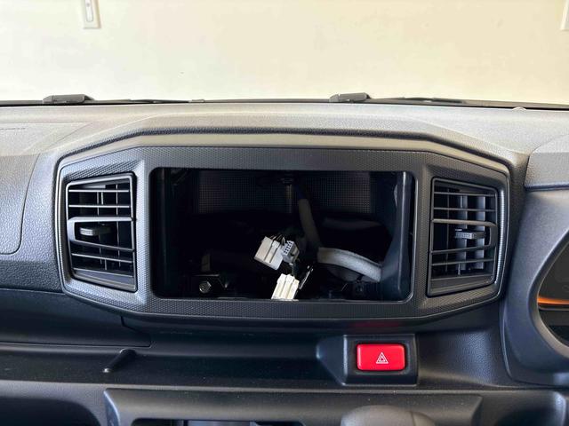 ミライースL SAIII4WD オーディオレス オートライト/ハイビーム ハロゲンヘッドライト キーレスエントリー コーナーセンサー VSC(横滑り防止機能) スマートアシスト(予防安全装置) マニュアルエアコン(秋田県)の中古車