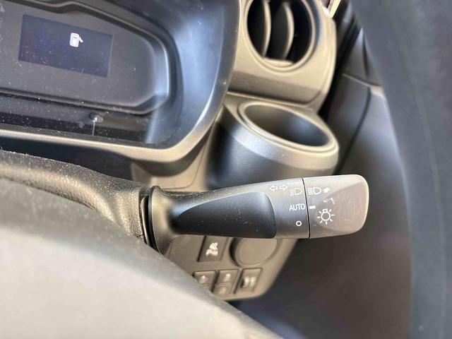 ミライースL SAIII4WD オーディオレス オートライト/ハイビーム ハロゲンヘッドライト キーレスエントリー コーナーセンサー VSC(横滑り防止機能) スマートアシスト(予防安全装置) マニュアルエアコン(秋田県)の中古車