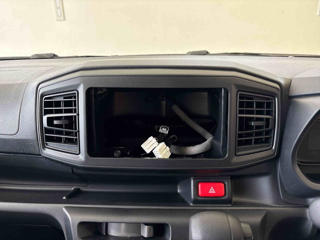 ミライースＬ　ＳＡIII４ＷＤ　オーディオレス　オートライト／ハイビーム　ハロゲンヘッドライト　キーレスエントリー　コーナーセンサー　ＶＳＣ（横滑り防止機能）　スマートアシスト（予防安全装置）　マニュアルエアコン（秋田県）の中古車