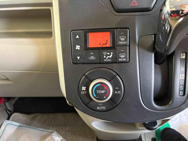 タントX SA純正ナビ ETC ハロゲンヘッドライト キーフリーシステム オートエアコン/ライト 電動格納ドアミラー 助手席電動スライドドア チルトステアリング 運転席シートリフター VSC(横滑り防止機能)(秋田県)の中古車