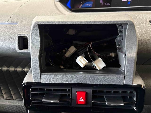 タントカスタムＸ４ＷＤ　オーディオレス　ＬＥＤヘッドライト／フォグランプ　オートエアコン／ライト／ハイビーム／電動ドアミラー　コーナーセンサー　両側電動スライドドア　運転席・助手席シートヒーター　ＥＴＣ（秋田県）の中古車