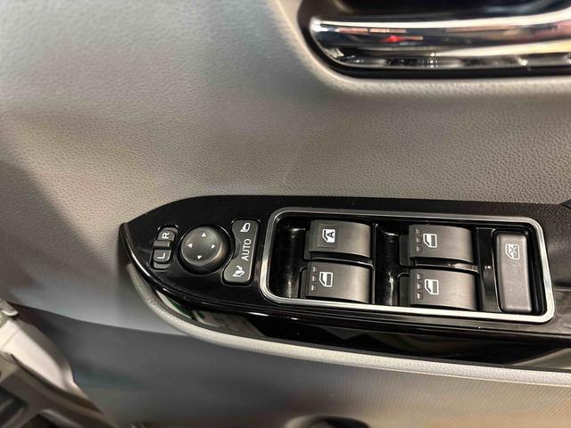 タントカスタムＸ４ＷＤ　オーディオレス　ＬＥＤヘッドライト／フォグランプ　オートエアコン／ライト／ハイビーム／電動ドアミラー　コーナーセンサー　両側電動スライドドア　運転席・助手席シートヒーター　ＥＴＣ（秋田県）の中古車