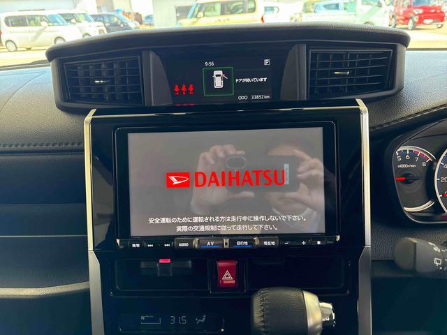 トールカスタムＧ純正ナビ　ドライブレコーダー　ＥＴＣ　ＬＥＤヘッドライト／フォグランプ　オートエアコン／ライト／ハイビーム／電動ドアミラー　クルーズコントロール　コーナーセンサー　両側電動スライドドア　電動パーキング（秋田県）の中古車