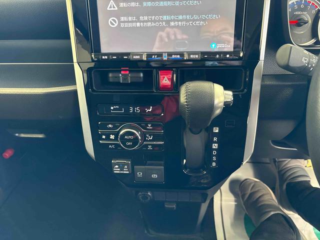 トールカスタムＧ純正ナビ　ドライブレコーダー　ＥＴＣ　ＬＥＤヘッドライト／フォグランプ　オートエアコン／ライト／ハイビーム／電動ドアミラー　クルーズコントロール　コーナーセンサー　両側電動スライドドア　電動パーキング（秋田県）の中古車