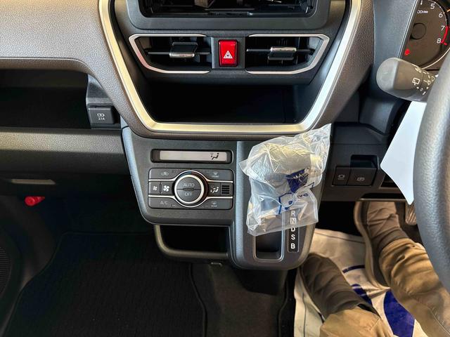 ムーヴG4WD LEDヘッドライト/フォグランプ オートエアコン/ライト/ハイビーム/電動ドアミラー コーナーセンサー 助手席電動スライドドア 電動パーキングブレーキ バックカメラ チルトステアリング(秋田県)の中古車