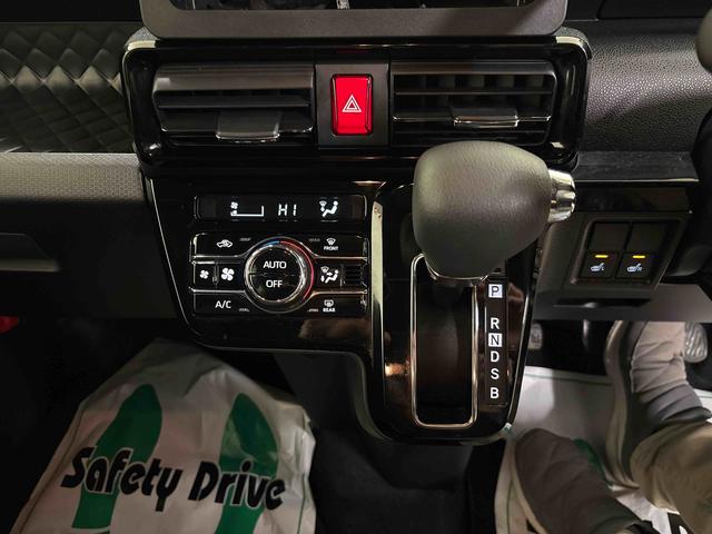 タントカスタムＸスタイルセレクション４ＷＤ　オーディオレス　オートエアコン／ライト／ハイビーム／電動ドアミラー　ＬＥＤヘッドライト／フォグランプ　コーナーセンサー　両側電動スライドドア　運転席・助手席シートヒーター　チルトステアリング（秋田県）の中古車