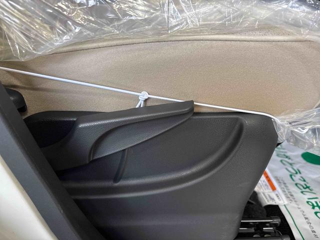 ムーヴキャンバスＸメイクアップ　ＳＡII４ＷＤ　純正ナビ　バックカメラ　オートエアコン／ライト／電動ドアミラー　ハロゲンヘッドライト　ＬＥＤフォグランプ　リモコンエンジンスターター　ＴＶコントロールスイッチ　チルトステアリング（秋田県）の中古車