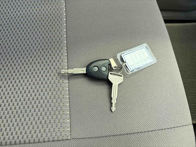 ミライースＬｆ４ＷＤ　純正ナビ　ハロゲンヘッドライト　キーレスエントリー　マニュアルエアコン　アイドリングストップ　セキュリティアラーム（秋田県）の中古車