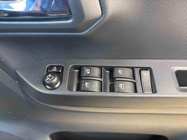 ミライースＸ　リミテッドＳＡIII４ＷＤ　純正ナビ　バックカメラ　マニュアルエアコン　ＬＥＤヘッドライト　オートライト／ハイビーム　コーナーセンサー　ＥＴＣ　電動格納ドアミラー　キーレスエントリー　ＶＳＣ（横滑り防止機能）（秋田県）の中古車