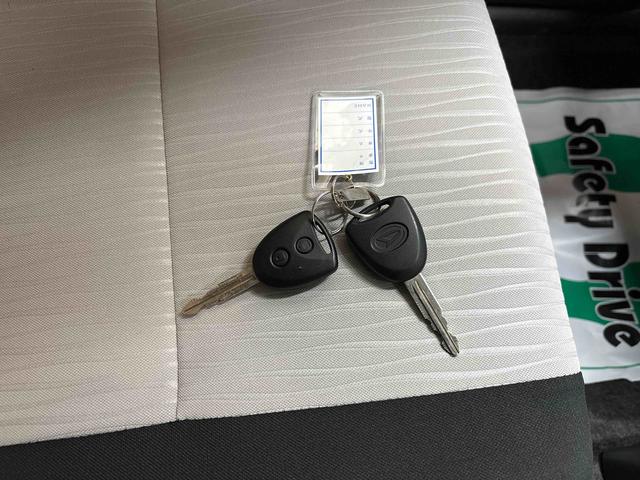 ミライースＬ　ＳＡIII４ＷＤ　純正ＣＤ　ハロゲンヘッドライト　キーレスエントリー　マニュアルエアコン　コーナーセンサー　オートライト／ハイビーム　ＶＳＣ（横滑り防止機能）　スマートアシスト（予防安全装置）（秋田県）の中古車