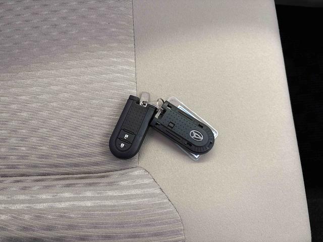 ムーヴＸ　ＳＡII社外ナビ　ＥＴＣ　ハロゲンヘッドライト　キーフリーシステム　オートエアコン／ライト／電動ドアミラー　チルトステアリング　運転席シートリフター　ＶＳＣ（横滑り防止機能）（秋田県）の中古車