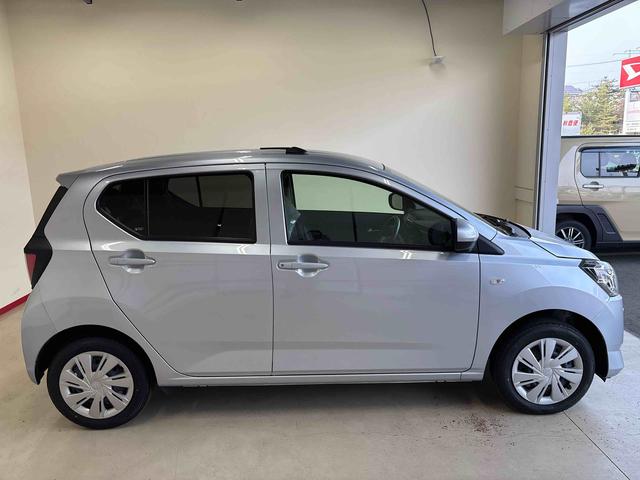 ミライースX リミテッドSAIII4WD 純正CD バックカメラ LEDヘッドライト コーナーセンサー キーレスエントリー マニュアルエアコンオートライト/ハイビーム VSC(横滑り防止機能) スマートアシスト(衝突安全防止機能)(秋田県)の中古車