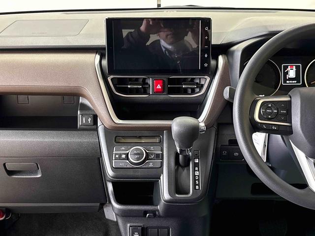 ムーヴＧ４ＷＤ　ディスプレイオーディオ　バックカメラ　オートエアコン／ライト／ハイビーム／電動ドアミラー　ＬＥＤヘッドライト／フォグランプ　コーナーセンサー　電動パーキングブレーキ　助手席電動スライドドア（秋田県）の中古車