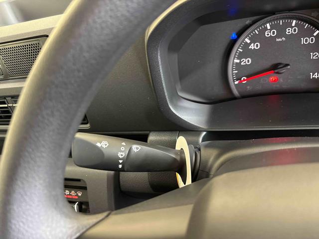 ハイゼットトラックスタンダード 農用スペシャルパートタイム4WD 純正ラジオ デフロック オートライト/ハイビーム マニュアルエアコン ハロゲンヘッドライト コーナーセンサー リヤ4枚リーフスプリング 荷台作業灯 ハイロー切替(秋田県)の中古車