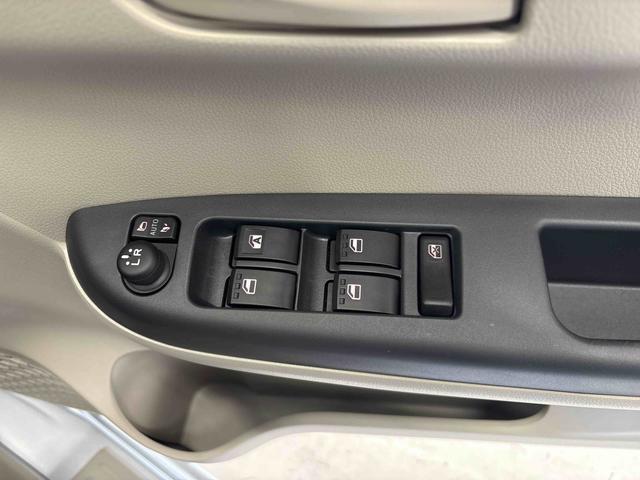 ブーンＸ　Ｌパッケージ　ＳＡIII４ＷＤ　純正ナビ　　バックカメラ　ステアリングスイッチ　ＬＥＤヘッドライト　コーナーセンサー　ＥＴＣ　運転席シートヒーター　オートエアコン／ライト／ハイビーム／電動ドアミラー　チルトステアリング（秋田県）の中古車