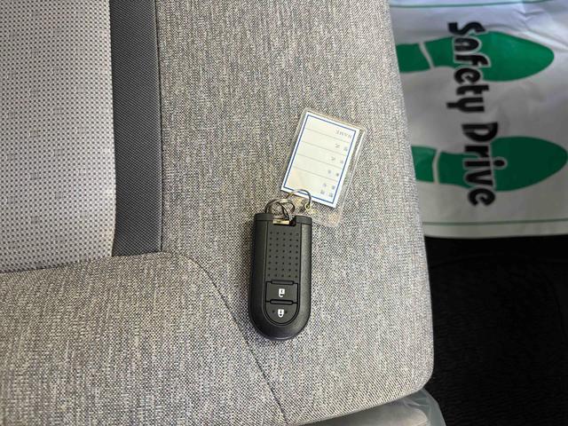 ブーンＸ　Ｌパッケージ　ＳＡIII４ＷＤ　純正ナビ　　バックカメラ　ステアリングスイッチ　ＬＥＤヘッドライト　コーナーセンサー　ＥＴＣ　運転席シートヒーター　オートエアコン／ライト／ハイビーム／電動ドアミラー　チルトステアリング（秋田県）の中古車