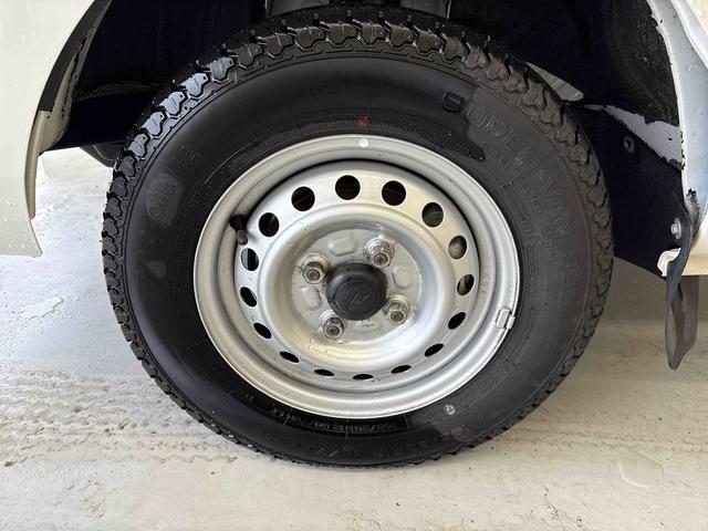ハイゼットトラックスタンダードパートタイム４ＷＤ　ハロゲンヘッドライト　マニュアルエアコン　純正ラジオ　リヤ４枚リーフスプリング　コーナーセンサー　オートライト／ハイビーム　ストロング防錆　ＶＳＣ（横滑り防止機能）（秋田県）の中古車