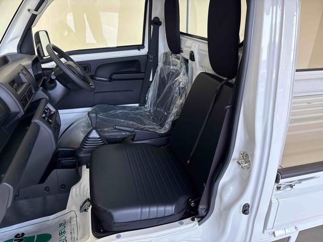 ハイゼットトラックスタンダード　スマートアシスト非装着車パートタイム４ＷＤ　純正ラジオ　ハロゲンヘッドライト　マニュアルエアコン　コーナーセンサー　ストロング防錆　リヤ４枚リーフスプリング　ＶＳＣ（衝突安全防止機能）　スマートアシスト（衝突安全防止機能）（秋田県）の中古車