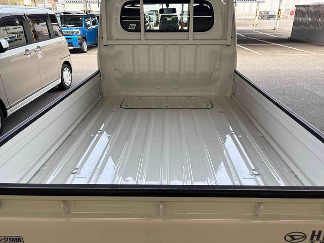 ハイゼットトラックスタンダード　スマートアシスト非装着車パートタイム４ＷＤ　純正ラジオ　ハロゲンヘッドライト　マニュアルエアコン　コーナーセンサー　ストロング防錆　リヤ４枚リーフスプリング　ＶＳＣ（衝突安全防止機能）　スマートアシスト（衝突安全防止機能）（秋田県）の中古車