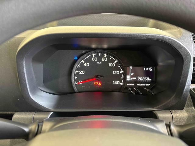 ハイゼットトラックスタンダード　スマートアシスト非装着車パートタイム４ＷＤ　純正ラジオ　ハロゲンヘッドライト　マニュアルエアコン　コーナーセンサー　ストロング防錆　リヤ４枚リーフスプリング　ＶＳＣ（衝突安全防止機能）　スマートアシスト（衝突安全防止機能）（秋田県）の中古車