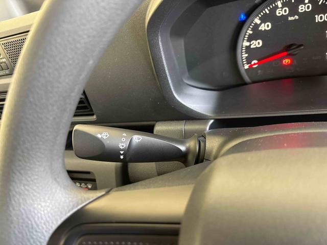 ハイゼットトラックスタンダード　スマートアシスト非装着車パートタイム４ＷＤ　純正ラジオ　ハロゲンヘッドライト　マニュアルエアコン　コーナーセンサー　ストロング防錆　リヤ４枚リーフスプリング　ＶＳＣ（衝突安全防止機能）　スマートアシスト（衝突安全防止機能）（秋田県）の中古車