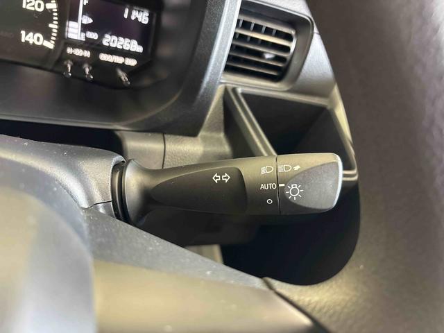 ハイゼットトラックスタンダード　スマートアシスト非装着車パートタイム４ＷＤ　純正ラジオ　ハロゲンヘッドライト　マニュアルエアコン　コーナーセンサー　ストロング防錆　リヤ４枚リーフスプリング　ＶＳＣ（衝突安全防止機能）　スマートアシスト（衝突安全防止機能）（秋田県）の中古車