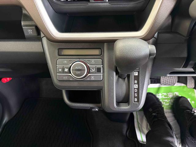 ムーヴＸ４ＷＤ　オーディオレス　ＬＥＤヘッドライト　コーナーセンサ−　キーフリーシステム　オートエアコン／ライト／ハイビーム／電動ドアミラー　助手席電動スライドドア　チルトステアリング　運転席シートリフター（秋田県）の中古車