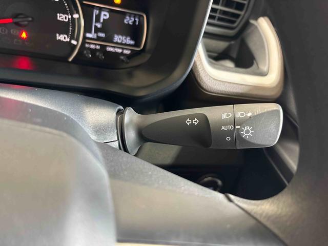 ムーヴＸ４ＷＤ　オーディオレス　ＬＥＤヘッドライト　コーナーセンサ−　キーフリーシステム　オートエアコン／ライト／ハイビーム／電動ドアミラー　助手席電動スライドドア　チルトステアリング　運転席シートリフター（秋田県）の中古車