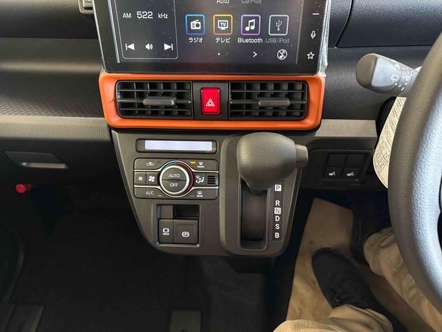 タントファンクロス　ｅｃｏＩＤＬＥ非装着車４ＷＤ　ディスプレイオーディオ　バックカメラ　ステアリングスイッチ　ＬＥＤヘッドライト／フォグランプ　オートエアコン／ライト／ハイビーム／電動ドアミラー　コーナーセンサー　両側電動スライドドア（秋田県）の中古車