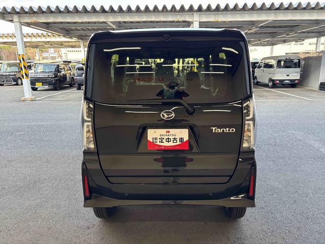 タントカスタムＸ　ｅｃｏＩＤＬＥ非装着車４ＷＤ　オーディオレス　バックカメラ　ステアリングスイッチ　ＬＥＤヘッドライト／フォグランプ　オートエアコン／ライト／ハイビーム／電動ドアミラー　両側電動スライドドア　コーナーセンサー（秋田県）の中古車