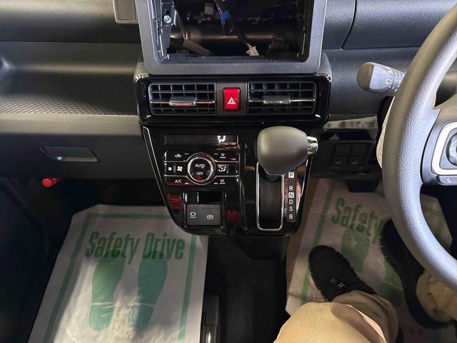 タントカスタムＸ　ｅｃｏＩＤＬＥ非装着車４ＷＤ　オーディオレス　バックカメラ　ステアリングスイッチ　ＬＥＤヘッドライト／フォグランプ　オートエアコン／ライト／ハイビーム／電動ドアミラー　両側電動スライドドア　コーナーセンサー（秋田県）の中古車