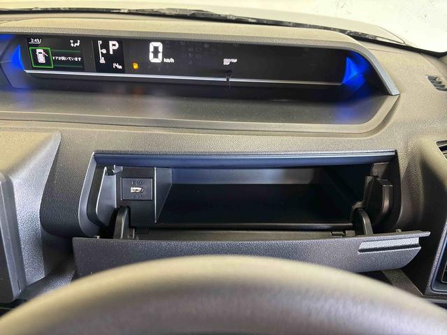 タントカスタムＸ　ｅｃｏＩＤＬＥ非装着車４ＷＤ　オーディオレス　バックカメラ　ステアリングスイッチ　ＬＥＤヘッドライト／フォグランプ　オートエアコン／ライト／ハイビーム／電動ドアミラー　両側電動スライドドア　コーナーセンサー（秋田県）の中古車